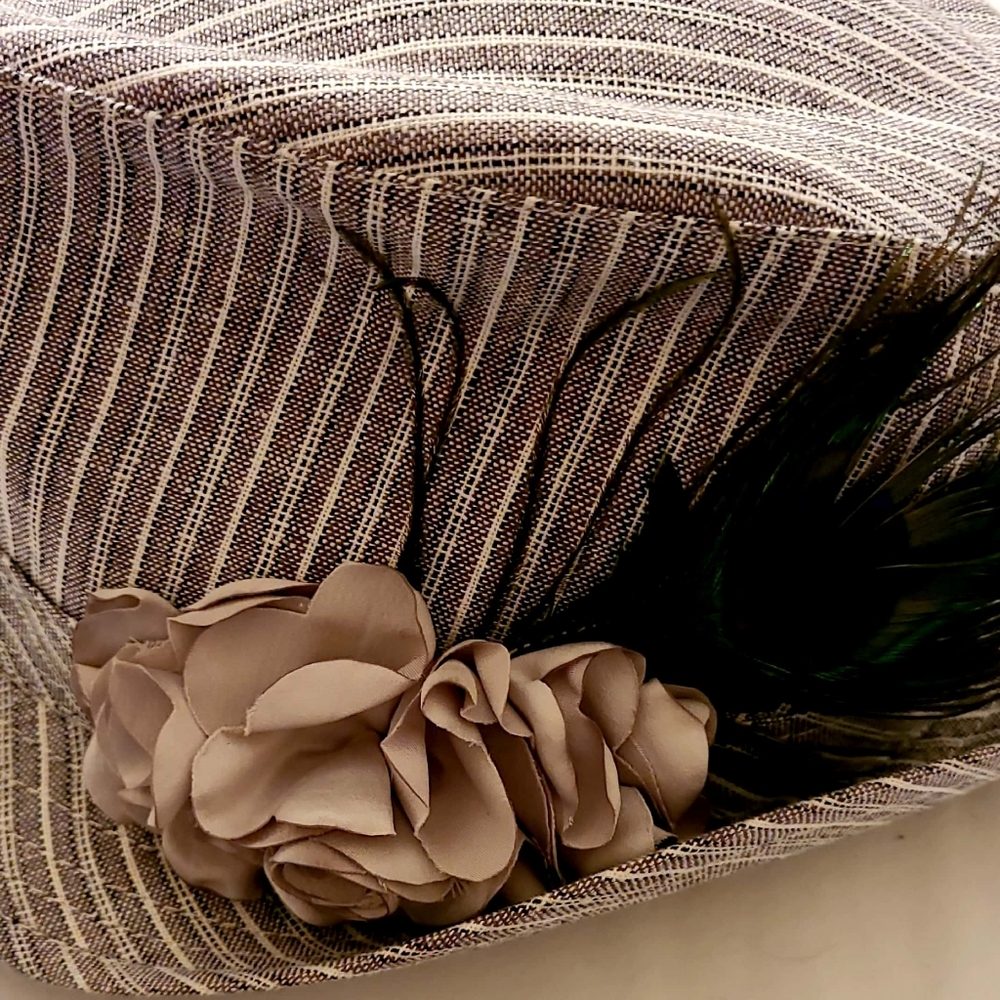 Womens hat - Picture 3 of 4